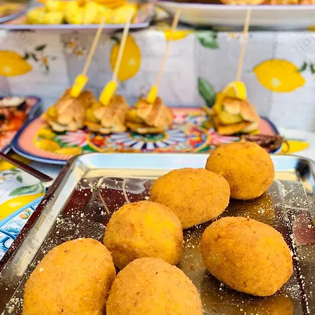 Sostegno D'amore Lägenhet *